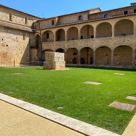 Ostello Contessa Ava Dei Lambardi Monteriggioni Exterior photo